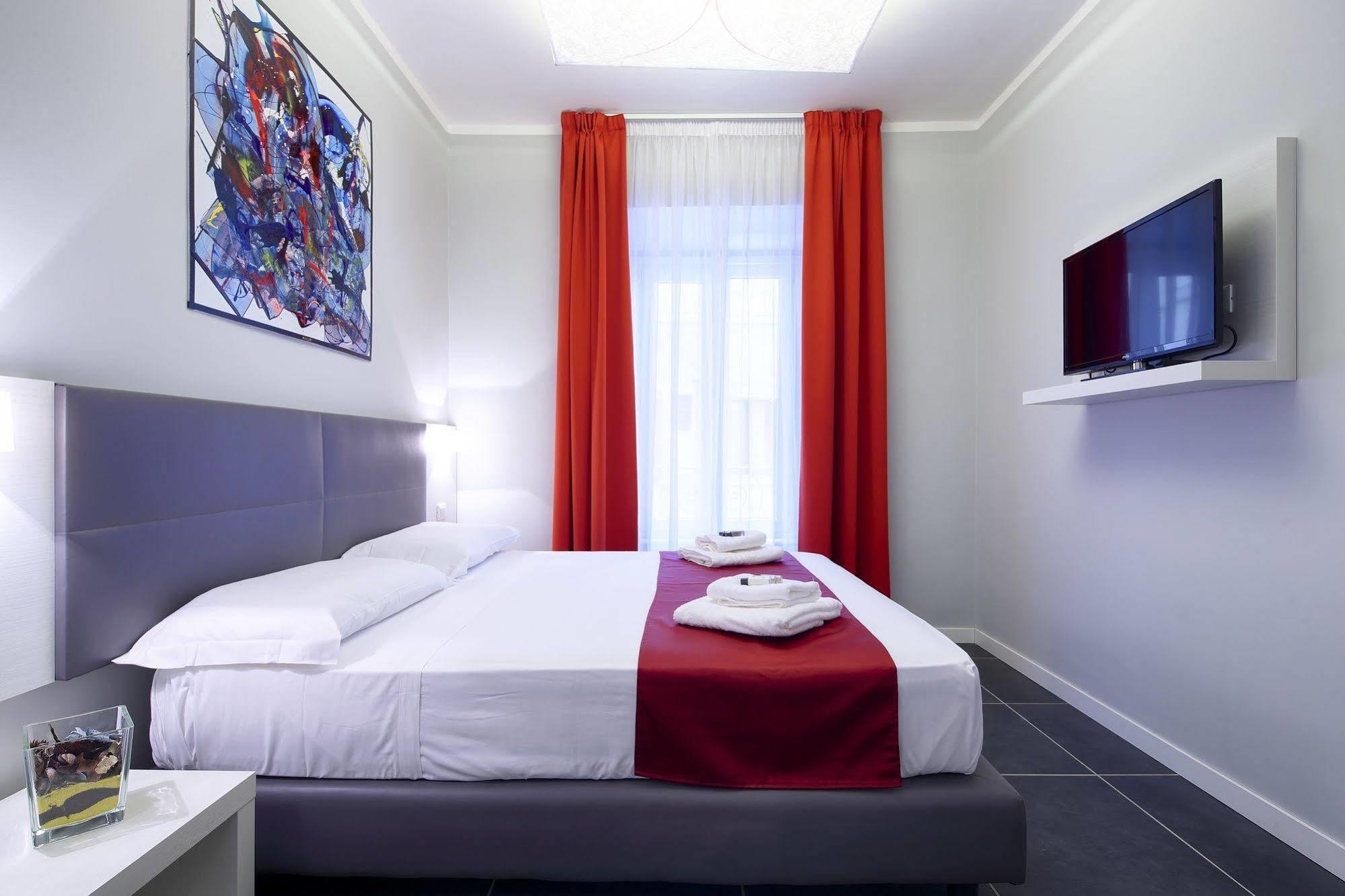 רומא Nearhome Smart Suites Guest House מראה חיצוני תמונה