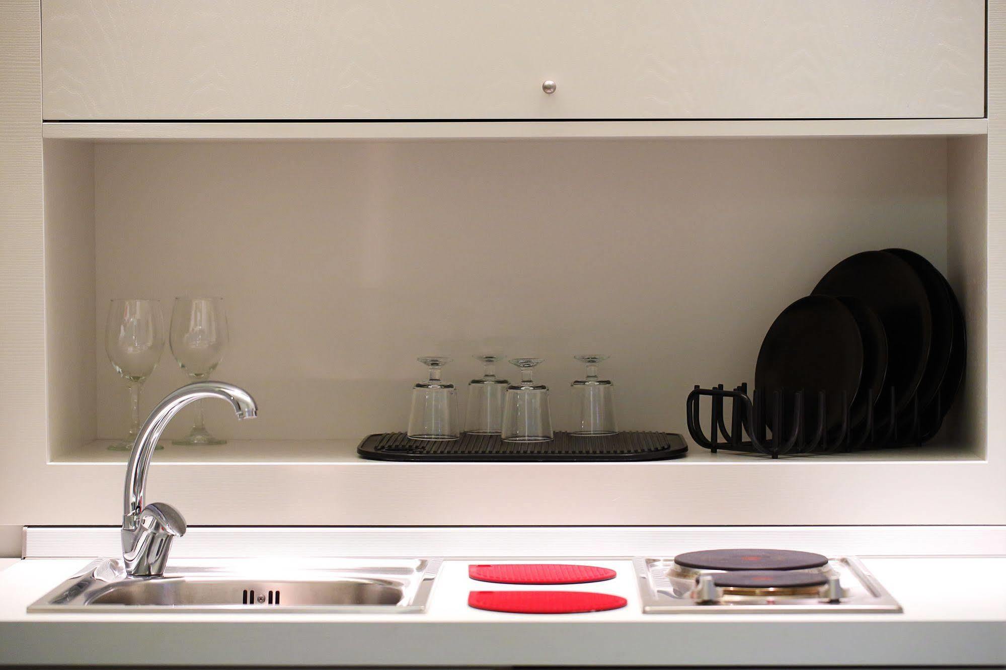 רומא Nearhome Smart Suites Guest House מראה חיצוני תמונה