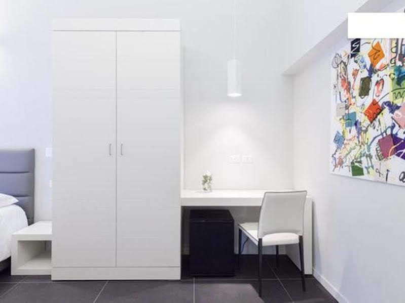 רומא Nearhome Smart Suites Guest House מראה חיצוני תמונה